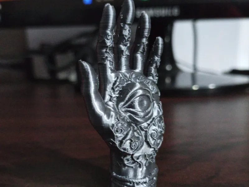 occult decor- hand with eye