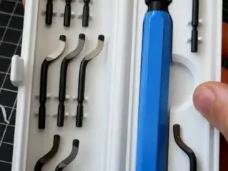 Deburring tool case