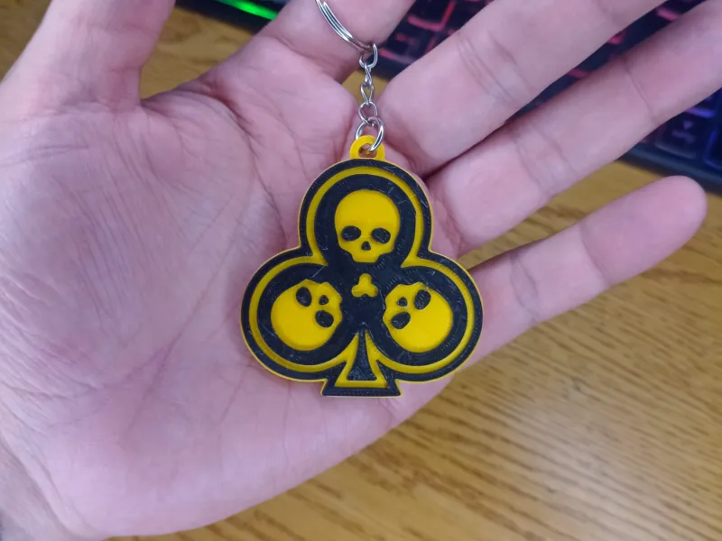 CLUBS - POKER CARDS KEYCHAIN