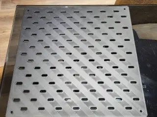 K2 Plus Bedsized Ikea Skadis Peg Board w/ Built in spacers