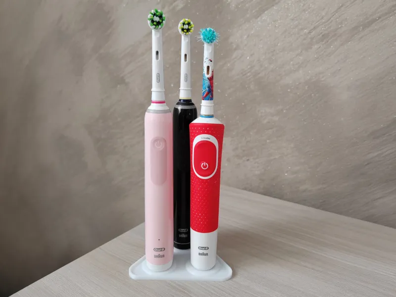 Supporto Braun Oral-B per 3 spazzolini