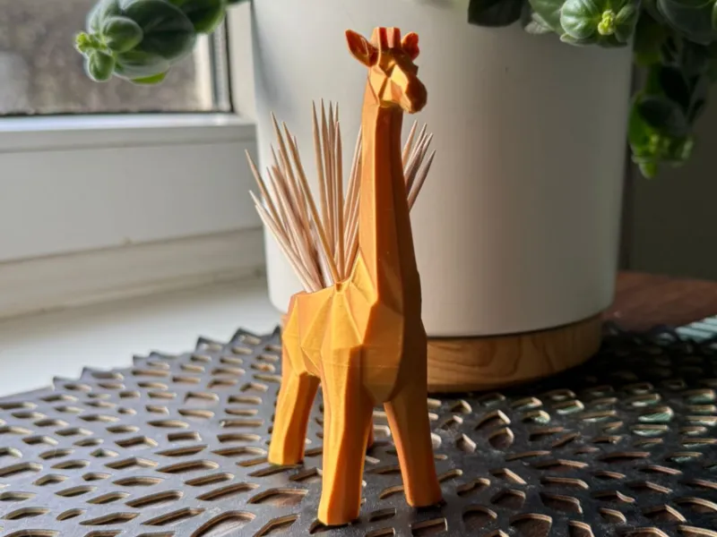 Giraffe toothpick holder