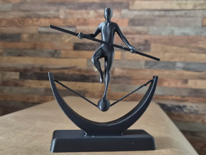 Sculpture deco funambule