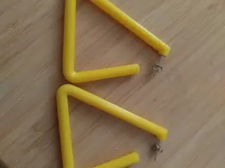 Orecchini a triangolo tondi