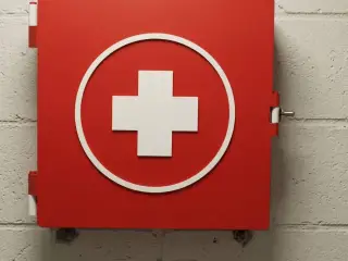 botiquin primeros auxilios para pared