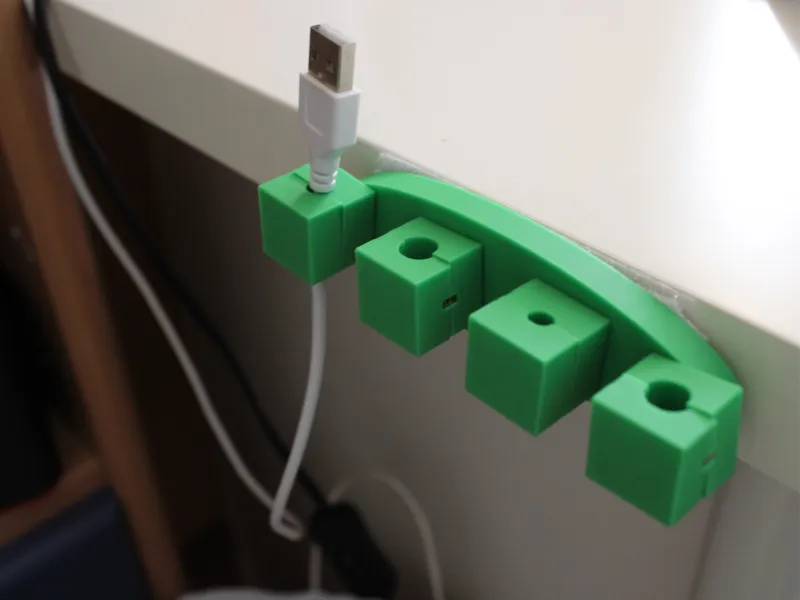 Modular Magnetic Cable Organizer