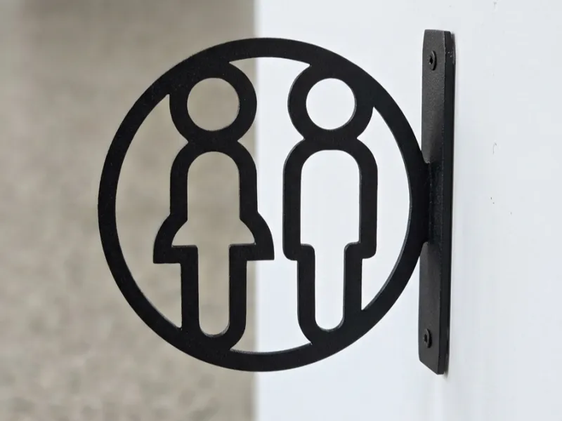 3D Toilet Sign Set – Wall-Mounted & Individual Figures