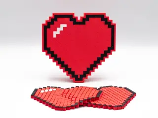 Pixelated Heart Coasters (Articulated) by Polymeria
