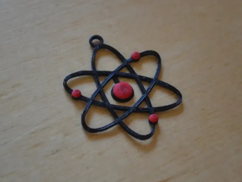 Atom necklace