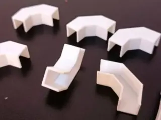 Ángulos decorativos de canaletas 10x10mm