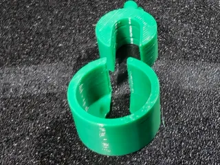 z axis screw & rod spray nozzle and splash guard