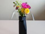 THE SERIOUS - VASE-0