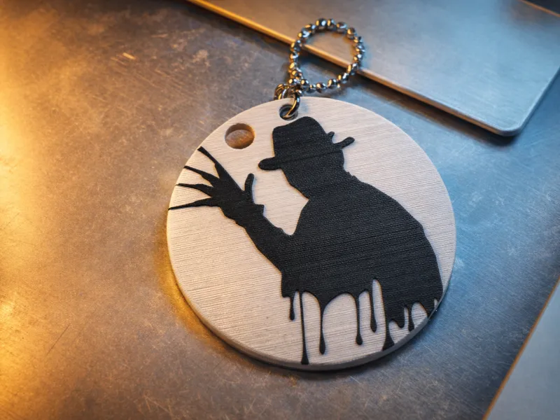 Keychain Freddy B&W