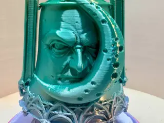 The Lunar Bell of the Watcher