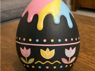 Goth Easter Egg in a Sugar Crisis