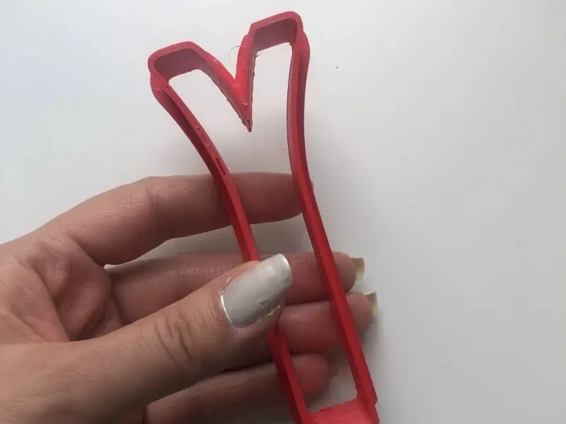 Zipper cookie cutter