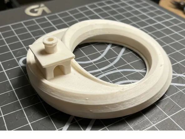Mobius Benchy