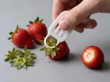 strawberry stem remover-0