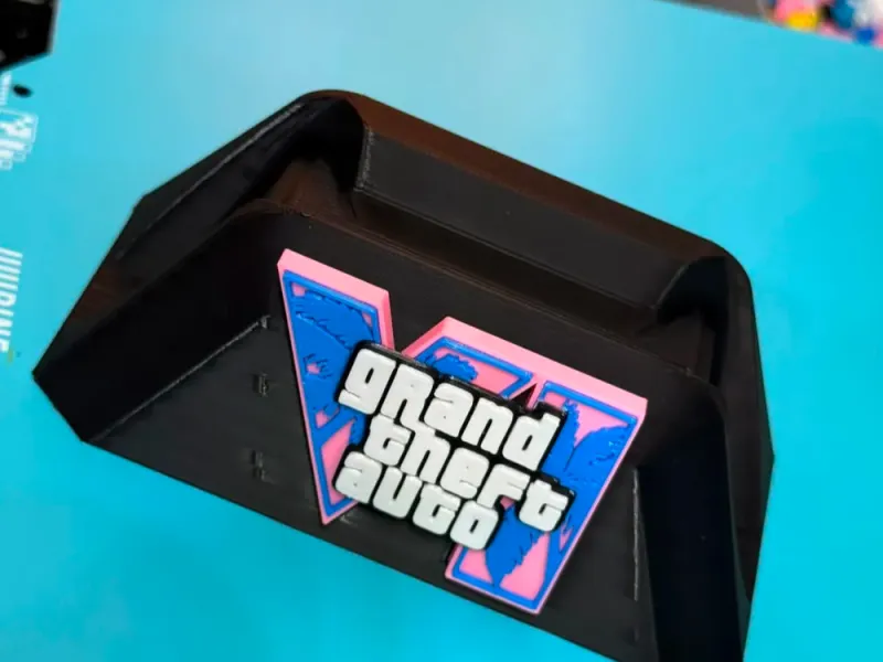 PS5 ve GTA 6 için kontrolcü tutucu