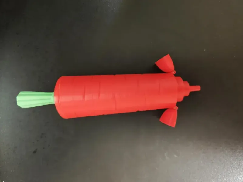 Spada telescopica a forma di rapa