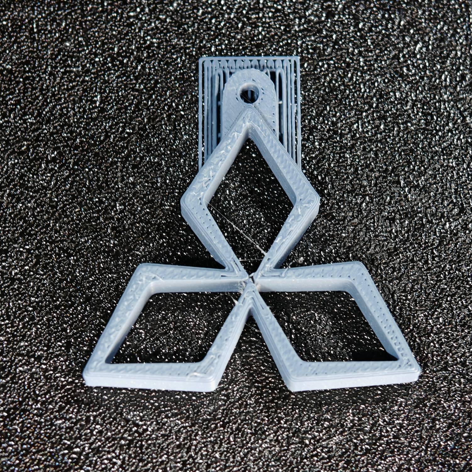 Home print settings: MITSUBISHI+white (1).3mf
