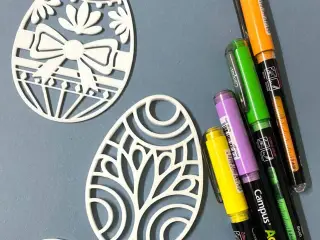 Easter eggs to color