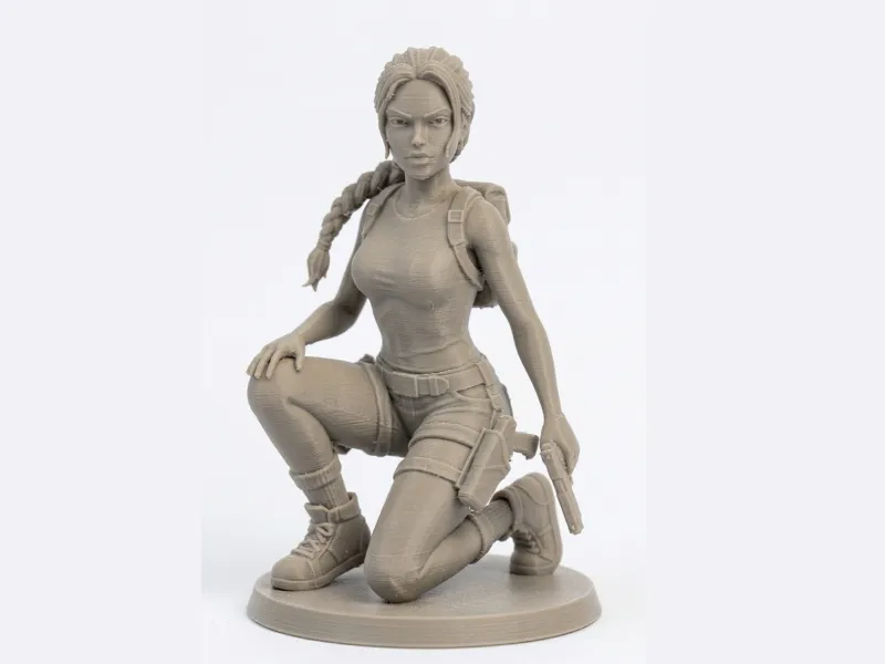 Lara Croft Statue