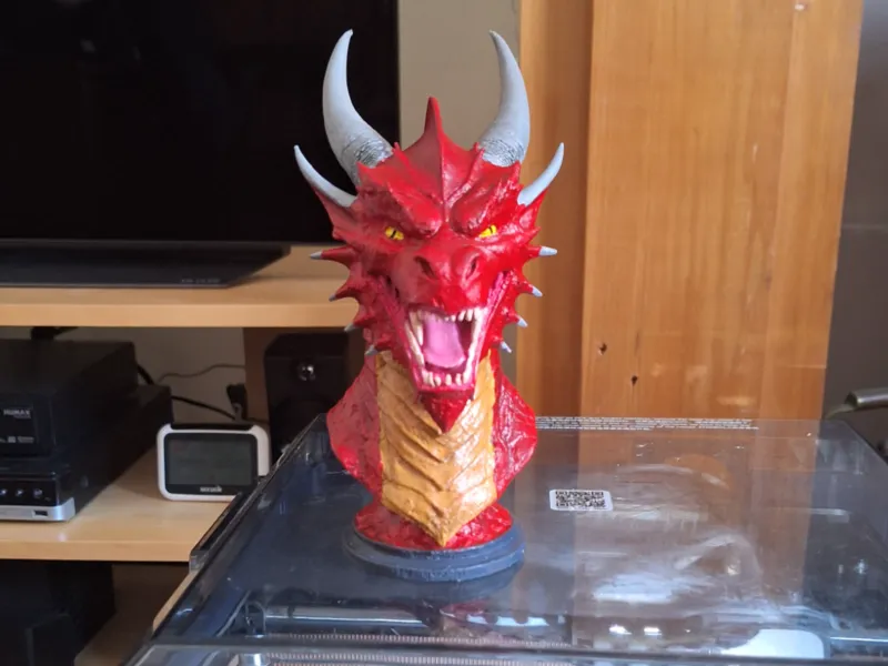Modelo 3D de busto de dragão (Drathal, o Vermelho, versão 1)