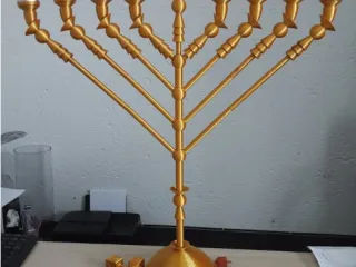 chanukah menorah