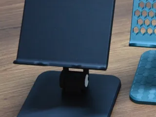 Tablet Stand | Vantage Collection