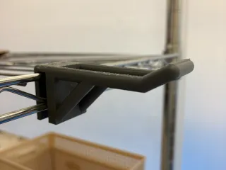 スチールラックの引っ掛けフック