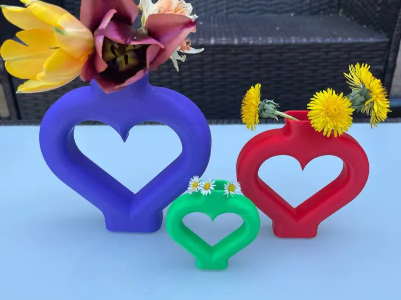 Vase, heart-shaped flower pot, Mother's Day, Valentine's Day
