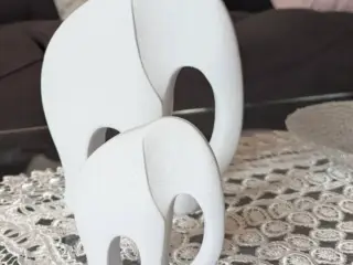 Stylized Elephant - Minimalist 3D Decoration