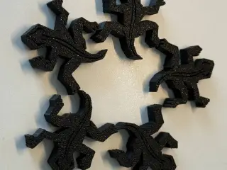 Tessellating Escher Lizard