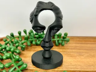 Face Sculpture