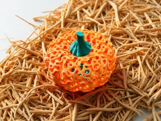GYROID PUMPKIN LAMP