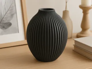 Vase “Liora” – Timeless Elegance & Fine Details