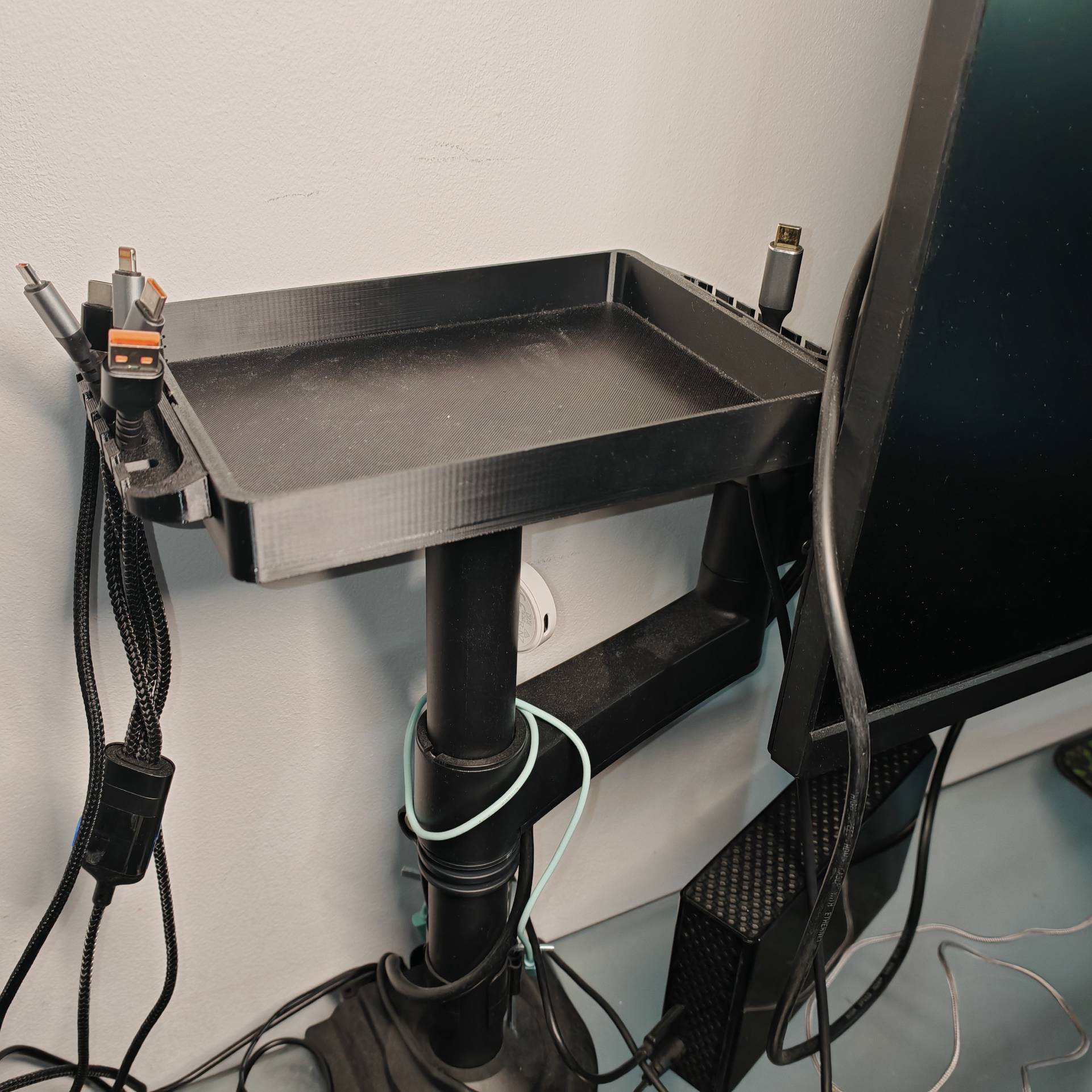 3D Printer Files | 3MF File | shelf for monitor arm with 32mm internal ...