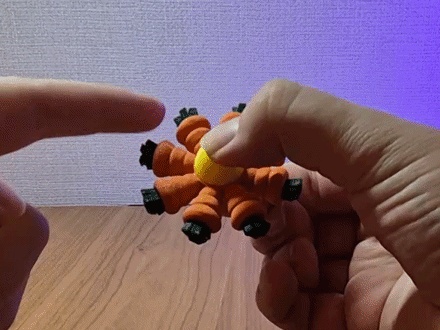 Carrot egg fidget spinner
