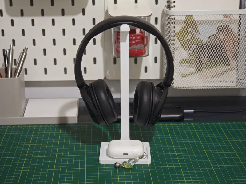 Support casque modulaire et réglable sans supports