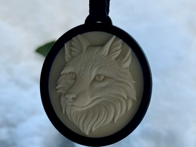 Colgante de Medallón de Zorro con Relieve para Llavero