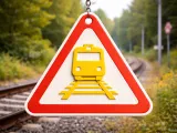 Level crossing / Bahnübergang-0