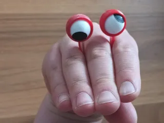 googly finger eyes No AMS