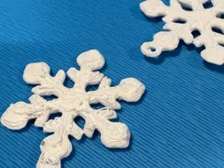 snowflakes v 2