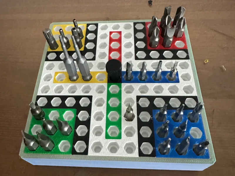 Bit Holder  ludo