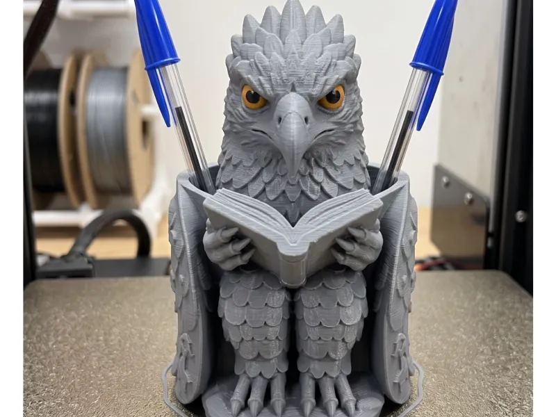 Eagle student pencil holder