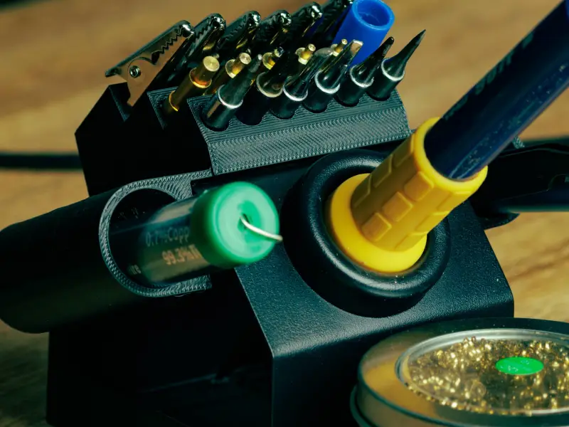 Solder Tip Holder w/magnets