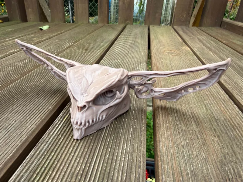 Halloween Grusel-Schädel-Gremlin