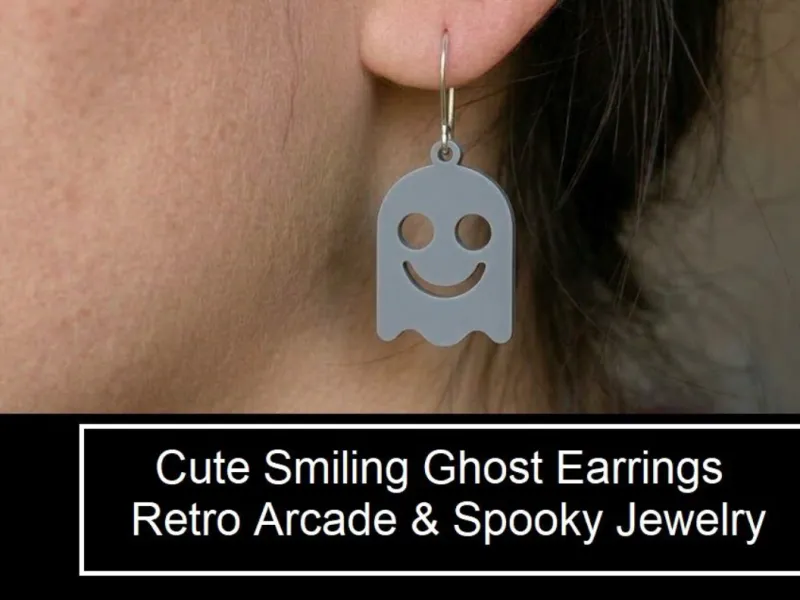 Aretes de fantasma sonriente y adorable