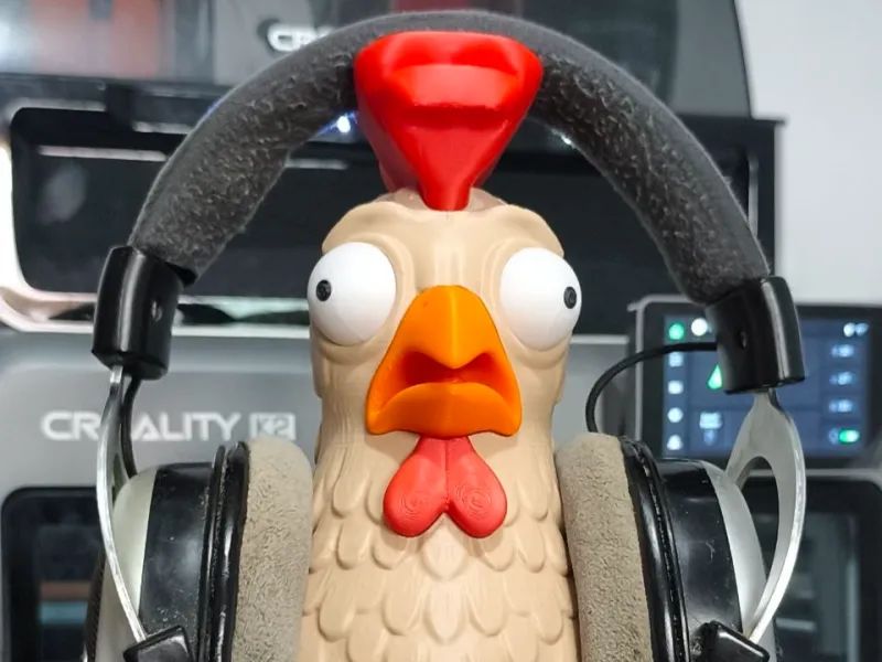 Squawk & Squeeze - Chicken Desktop Headphone Stand